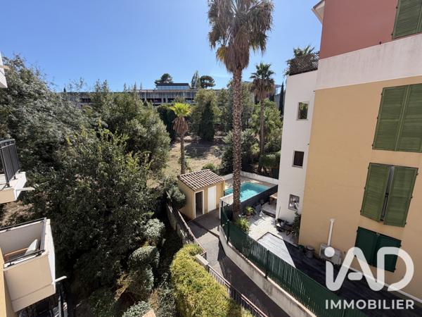 Appartement à vendre 3 pièces 64 m² Grasse