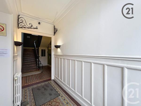 Immeuble à vendre  369 m2 AUXERRE - 89