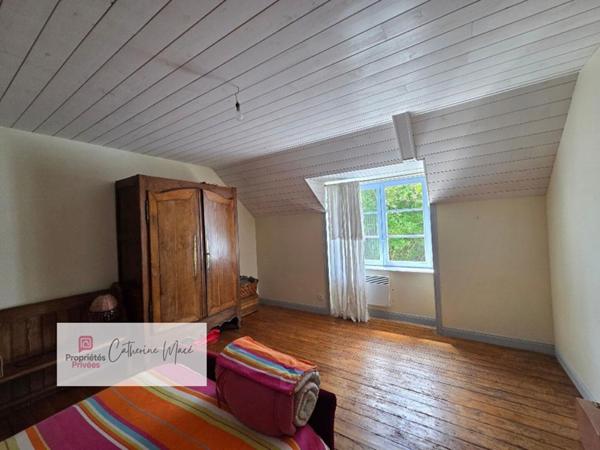 Finistère Sud, Clohars -Carnoët, longère de 125 m2,  6 pièces