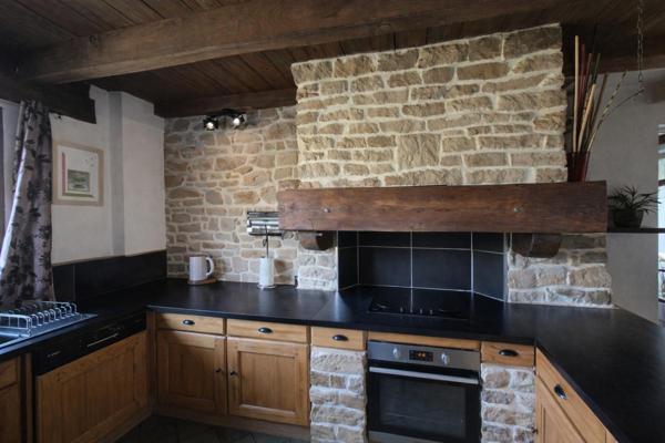 Belle Longère atypique de 162 m2 habitables, rénovée avec goût dans le Morbihan  (15 kms de Lorient  -2.5 km d'Hennebont - 6 kms de Languidic - 15 kms de la mer)