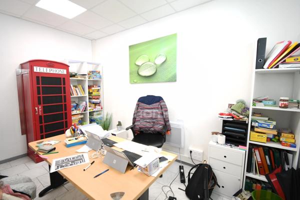 Local professionnel loué – 55,67 m² – Rentabilité immédiate – Proche Luxembourg