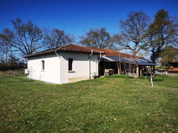 Maison traditionnelle de plain-pied 169 m² avec DPE A/A