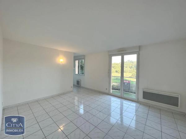 Appartement à louer 2 pièces 47m² Portes-lès-Valence (26800)