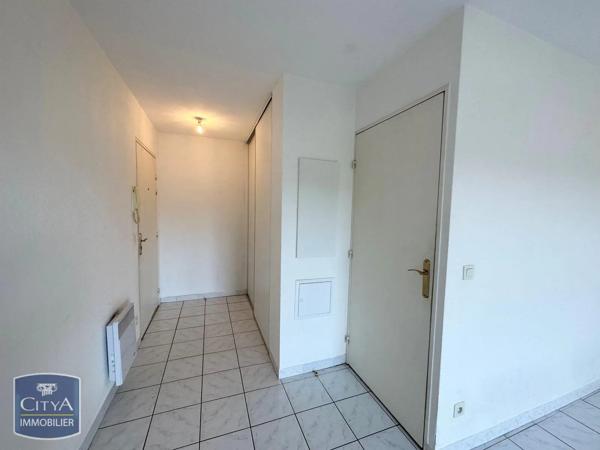 Appartement à louer 2 pièces 47m² Portes-lès-Valence (26800)