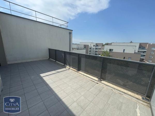 Appartement à louer 4 pièces 90.87m² Ferney-Voltaire (01210)