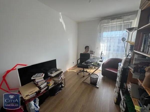 Appartement à louer 4 pièces 90.87m² Ferney-Voltaire (01210)