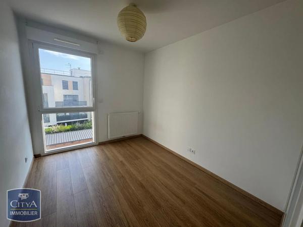 Appartement à louer 4 pièces 90.87m² Ferney-Voltaire (01210)