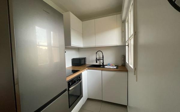 Appartement à louer    2 pièces • 42,01 m2 Le Plessis-Robinson