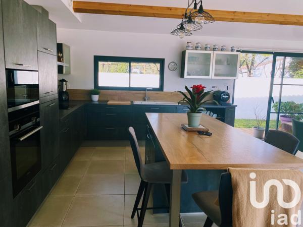 Maison à vendre 5 pièces 144 m² Le Château-d'Oléron