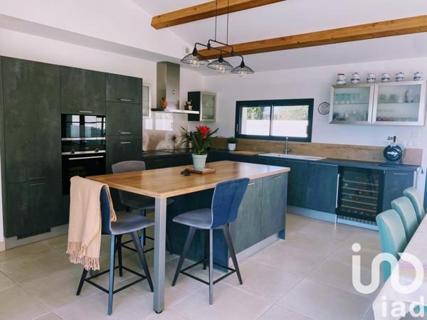 Maison à vendre 5 pièces 144 m² Le Château-d'Oléron