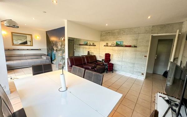 Appartement à vendre    4 pièces • 74,53 m2 Ris-Orangis