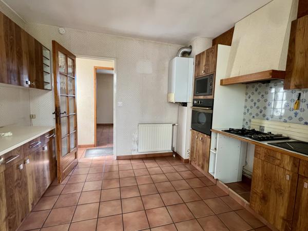 Druye (37190) Maison d'habitation avec jardin