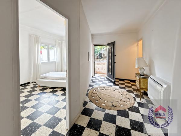 En Exclusivité chez ERA immobilier maison et studio avec jardin et parking