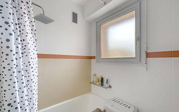 Appartement à vendre    3 pièces •  Pau