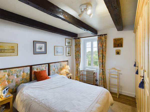 Belvèze (82150) TARN ET GARONNE Maison en pierre avec 3 chambres, maison d'amis, piscine et 8686m2 de terrain