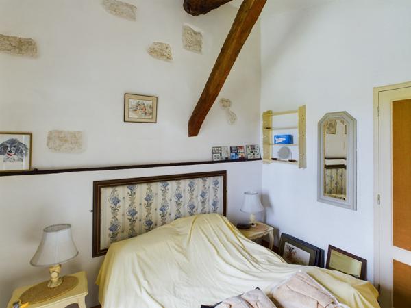 Belvèze (82150) TARN ET GARONNE Maison en pierre avec 3 chambres, maison d'amis, piscine et 8686m2 de terrain