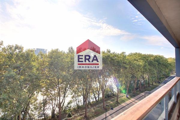 3 pièces 67 m² Balcon 19 m² vue Seine ? Résidence récente avec parking