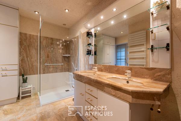 Maison-ancien corps de ferme et ses dépendances