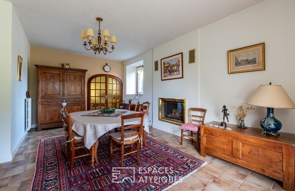 Maison-ancien corps de ferme et ses dépendances