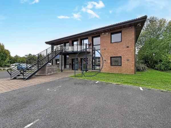 Villeneuve-d'Ascq – Haute Borne | Bureaux loués 236 m² + 10 parkings | Investissement 8,1 % brut