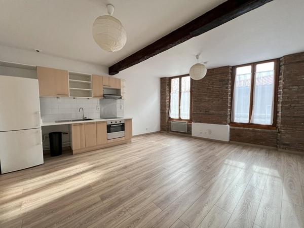 A LOUER - MURET - Studio à louer de 31 m² en hypercentre de Muret - 5670