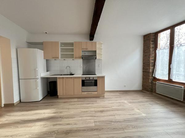 A LOUER - MURET - Studio à louer de 31 m² en hypercentre de Muret - 5670