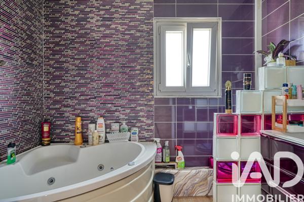 Maison à vendre 7 pièces 172,5 m² Jouy-le-Moutier