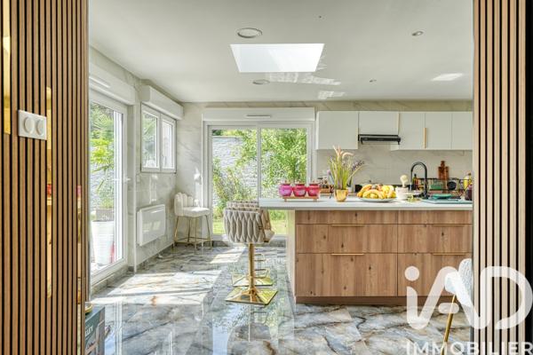 Maison à vendre 7 pièces 172,5 m² Jouy-le-Moutier
