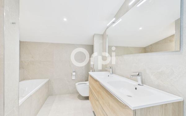 Appartement à vendre    4 pièces • 81,06 m2 La Roquette-sur-Siagne