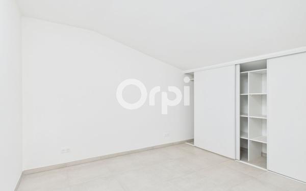 Appartement à vendre    4 pièces • 81,06 m2 La Roquette-sur-Siagne