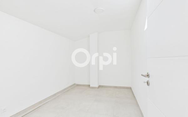 Appartement à vendre    4 pièces • 81,06 m2 La Roquette-sur-Siagne