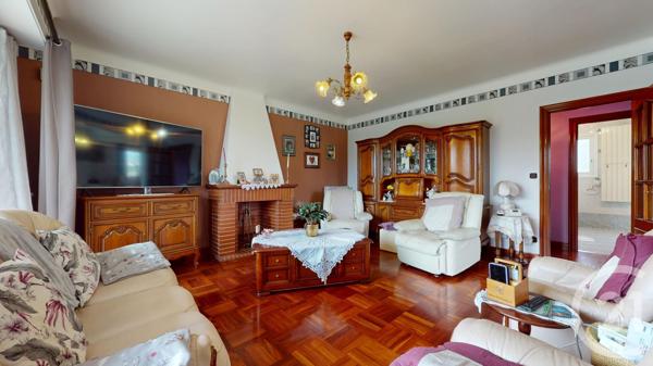 Maison à vendre  5 pièces - 206 m 2   BENESSE MAREMNE  - 40