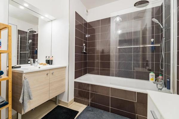 Appartement à vendre 3 pièces 62.2m² Cugnaux (31270)