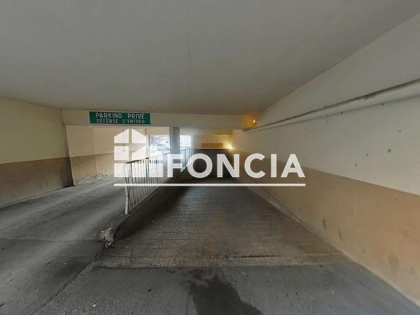 Location Parking - 20 AVE GENERAL NOGUES Toulon 83000