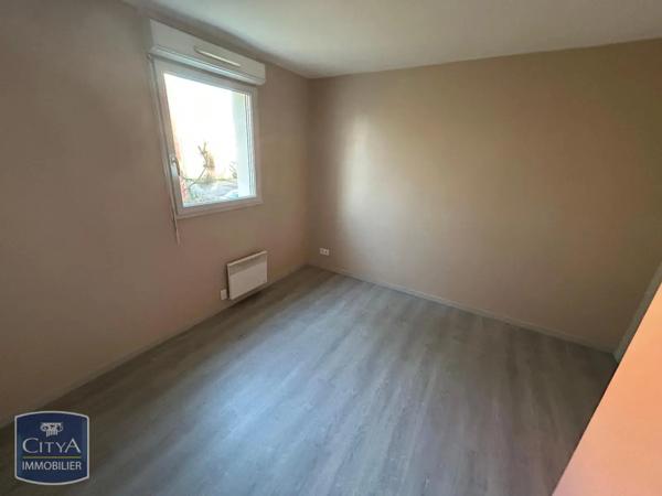 Appartement à louer 2 pièces 53.6m² Hénin-Beaumont (62110)