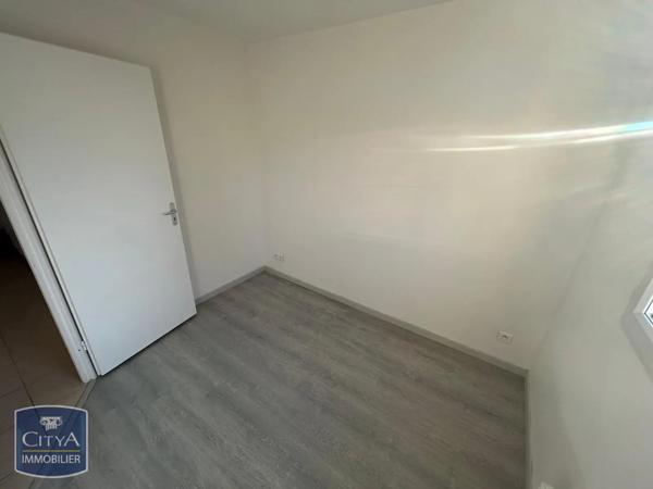 Appartement à louer 2 pièces 53.6m² Hénin-Beaumont (62110)
