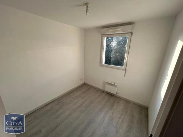 Appartement à louer 2 pièces 53.6m² Hénin-Beaumont (62110)