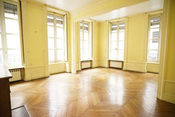 LYON 5 T3 81m²
