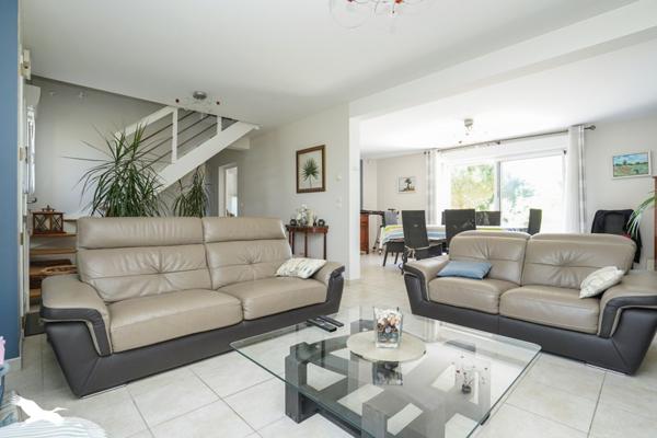 Maison à vendre |  La Membrolle-sur-Choisille |  8 pièces | 219 m²