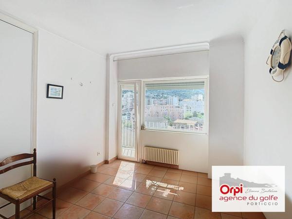 Appartement à vendre    4 pièces • 87,03 m2 Ajaccio