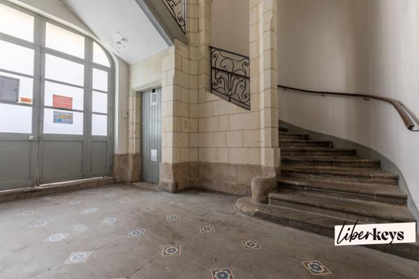 Studio fonctionnel de 21 m² - 34m² au sol secteur Graslin