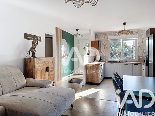 Appartement à vendre 4 pièces 80 m² Eyguières