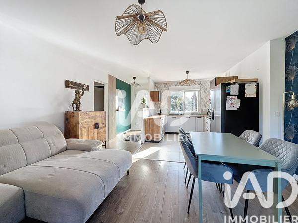 Appartement à vendre 4 pièces 80 m² Eyguières