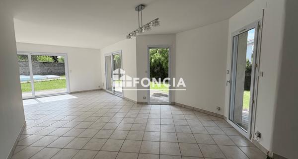 Location Maison 5 pièces 130.58 m² - Champagnier 38800