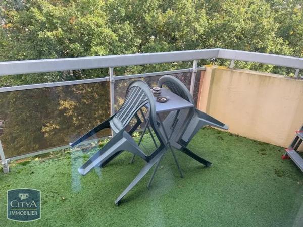 Appartement à louer 2 pièces 46.48m² Cholet (49300)