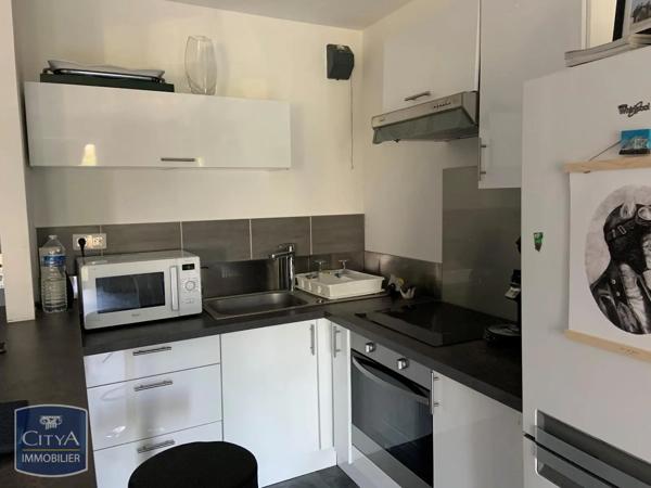 Appartement à louer 2 pièces 46.48m² Cholet (49300)