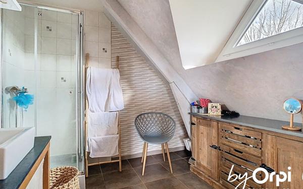 Maison à vendre    5 pièces • 155,54 m2 Pionsat