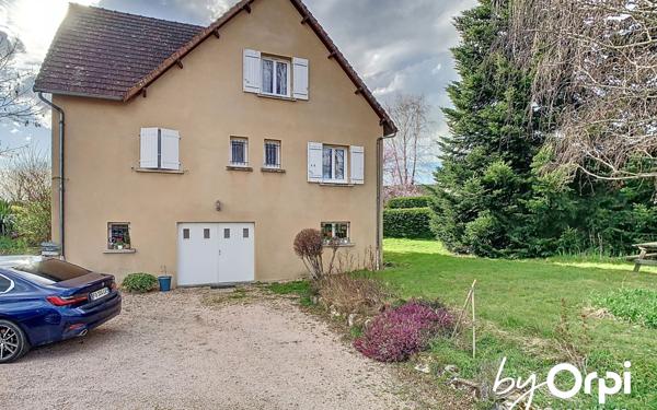 Maison à vendre    5 pièces • 155,54 m2 Pionsat
