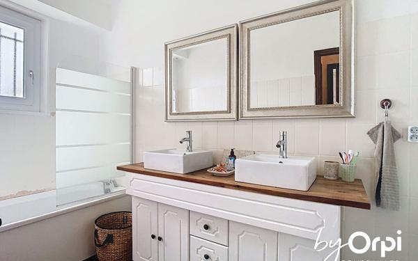 Maison à vendre    5 pièces • 155,54 m2 Pionsat