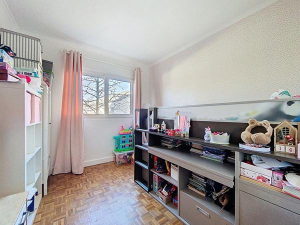 Appartement 4 pièces de 100 m² - Saint-Germain-en-Laye, quartier Alsace